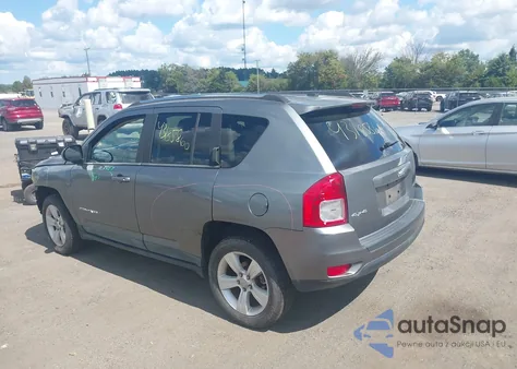 2011 Jeep Compass z USA, uszkodzony, nr VIN 1J4NF1FB4BD278084